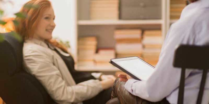 woman-during-psychotherapy-P69XBR7 leadership and managing people coaching Portage